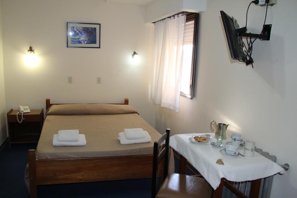 Hotel Touring Club Trelew Esterno foto