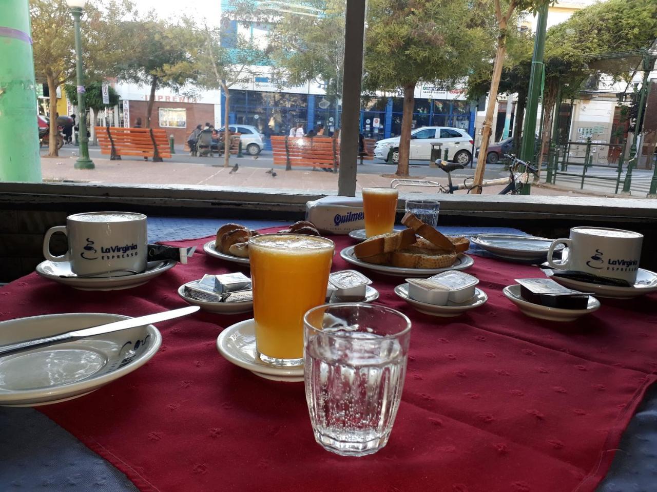 Hotel Touring Club Trelew Esterno foto